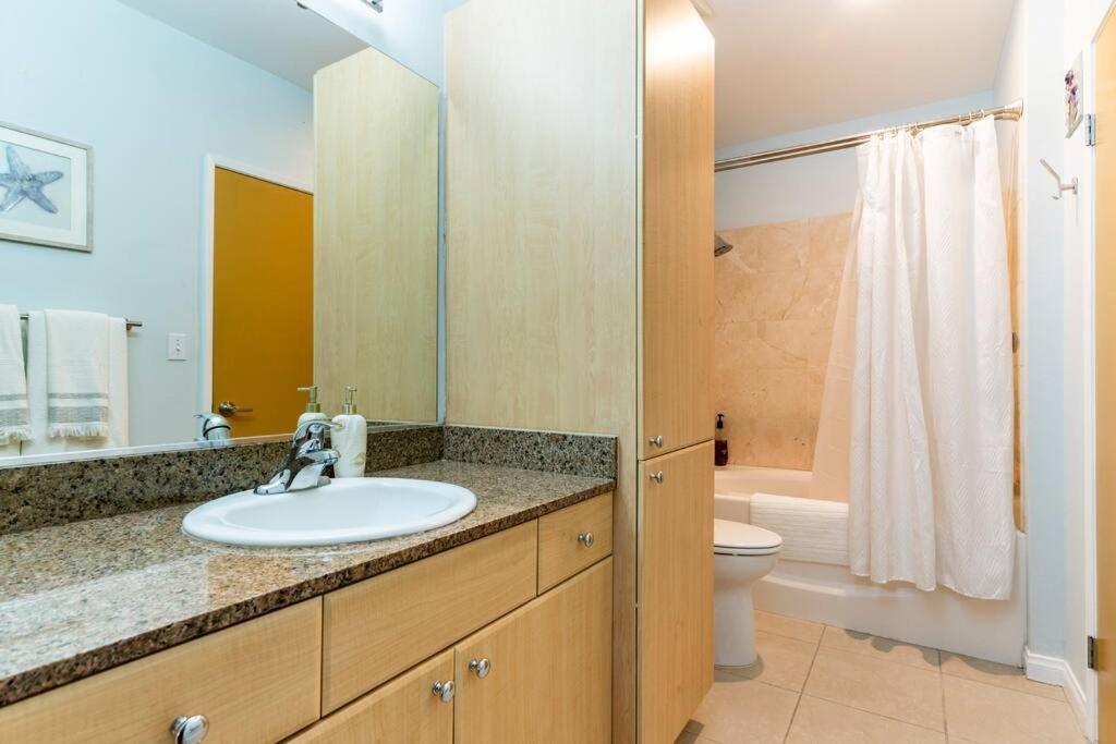 A Corner Unit With Ocean Views From Every Room Long Beach Zewnętrze zdjęcie