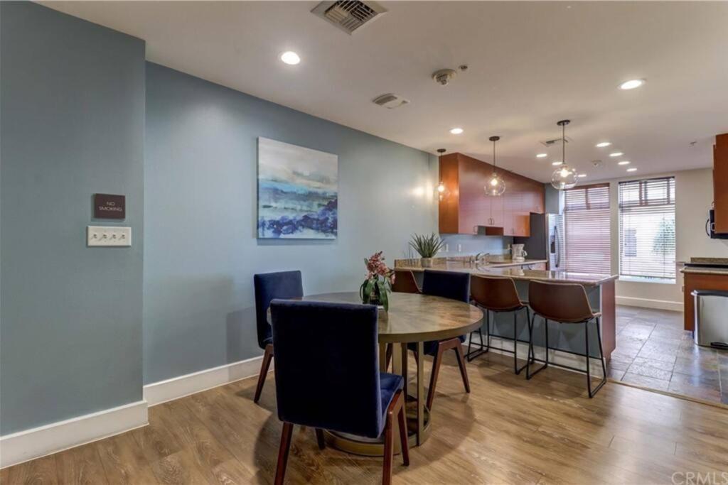 A Corner Unit With Ocean Views From Every Room Long Beach Zewnętrze zdjęcie